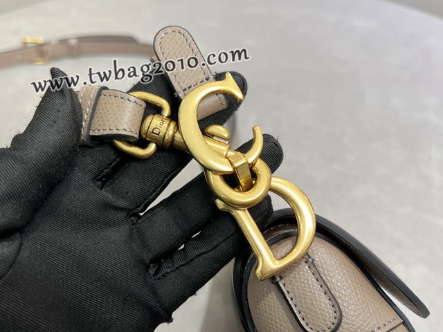 Dior专柜经典马鞍包迪奥高仿原单灰褐色小号马鞍包腋下肩背包 djfk1634